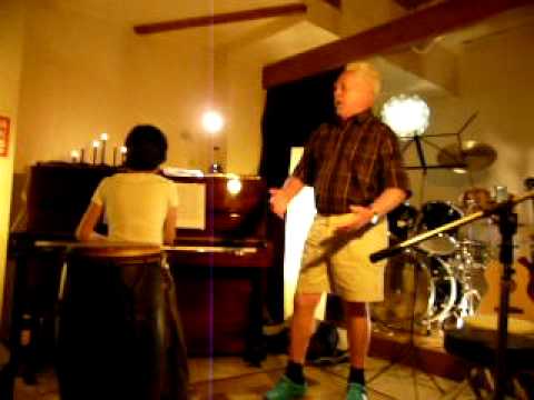 Largo gesungen von Franz Kuster, Klavier Eiko Ishii, Musikparty Shirahama "Boshira Castle" Japan