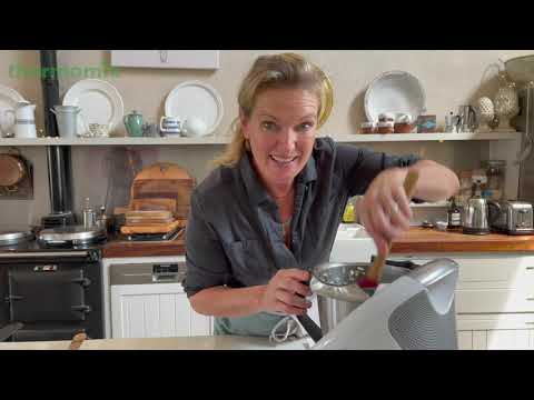 Rachel Allen & Thermomix - Steak, Oyster & Guinness Pie