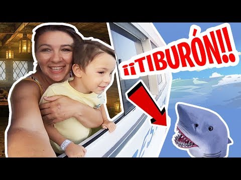 PASEO en BARCO con ¡UN TIBURÓN! 🦈 // Vacaciones en FAMILIA