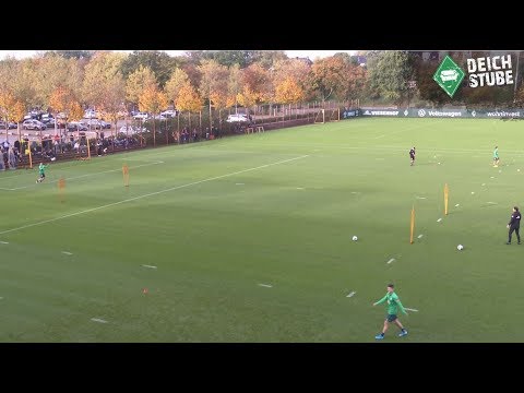 Werder Bremen-Training: Ilia Gruev kickt mit Ilia Gruev - Pavlenka und Kapino unter Beschuss