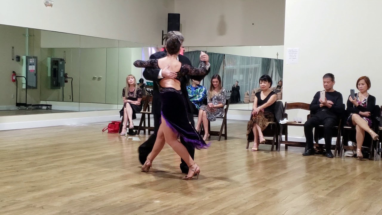 Video thumbnail for Leo Landa and Caelyn Casanova — "Viejo portón" — 3/3 at Silicon Valley