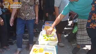 Download lagu Warga Surabaya Antusias Sambut Jum'at Berkah Jamaah Ansharu Syariah mp3 Download lagu Warga Surabaya Antusias Sambut Jum'at Berkah Jamaah Ansharu Syariah mp3