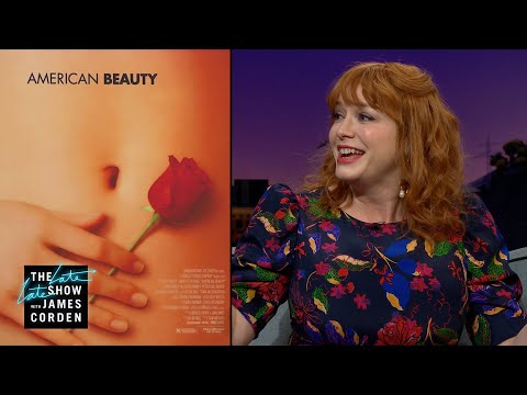 クリスティーナ・ヘンドリックスは「アメリカン・ビューティー」の手 (Christina Hendricks Is The 'American Beauty' Hand)