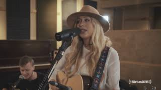 Madeline Merlo performs 'Motel Flamingo' LIVE with SiriusXM Country