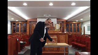 Comment procéder à la allumage des bougies de Hanouka? | Rav chmoel houri  פרטים נחוצים להדלקה כהלכה