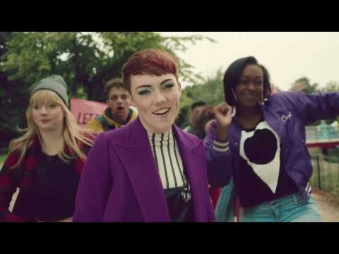 Chlöe Howl - Paper Heart