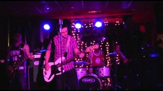 Penguins &amp; Polarbears - Botanic Mistress (Millencolin tribute) @ RockStar, Benidorm