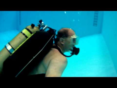 Dacor CVS Nautilus tryout in pool.