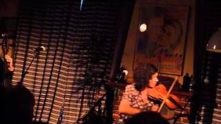 Carrie Rodriguez - Absence