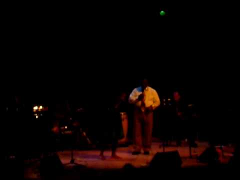 Izaline Calister meets Oswin Chin Behilia - Sunú