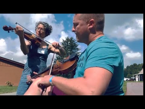 Cherokee Waltz - Twin fiddles - Andy Howard and Miss Moonshine - Kennedy Creek Oldtime Festival, GA