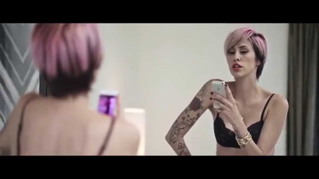 Dev – ”Honey Dip”