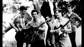 The Galaxies - "Rudolph The Red Nose Reindeer"