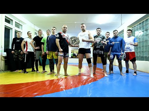 Charakterni - First to fight