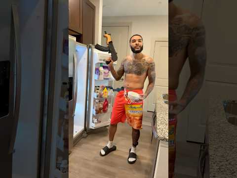 that dude that’s never lackin 🔫😂 pt. toilet 💩