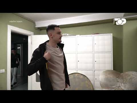 Artjoni imagjinon Livian pa të brendshme - Për’puthen prapaskena