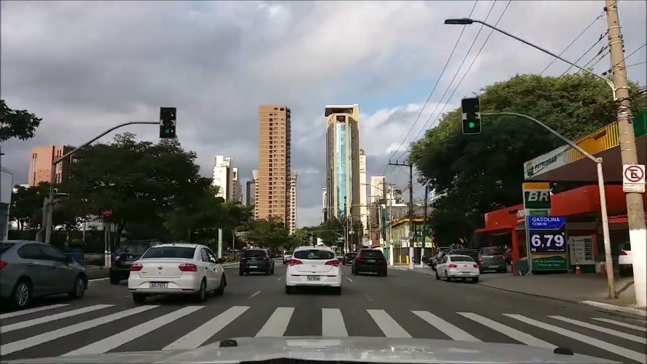 Avenida Presidente  Juscelino Kubitschek SP BR