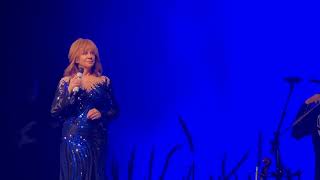 Reba McEntire Live “You lie”