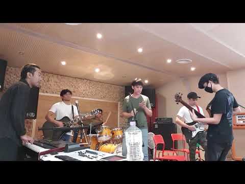 KARTONYONO MEDOT JANJI - DENNY CAKNAN | VERSI REGGAE & SKA (COVER 18SKA)