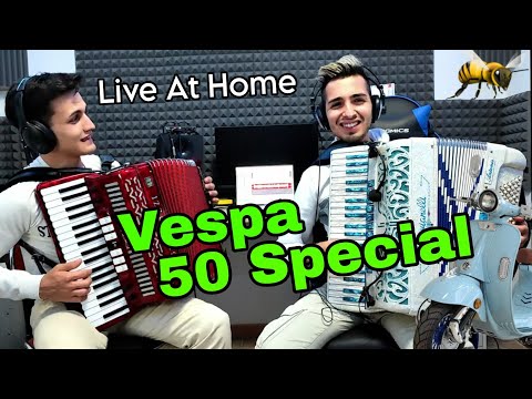VESPA 50 SPECIAL (Luna Pop) | Cover fisarmonica "Live At Home"