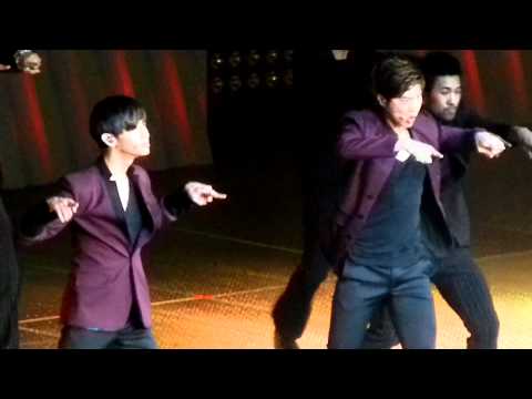 120520 DBSK (HoMin) @ Los Angeles; The Way U Are & 주문 (Mirotic)