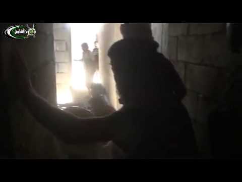 انتشار مقاتلي تجمع ألوية أحفاد الرسول للتصدي لمحاولات قوات النظام في التقدم من حاجز الصفا في حي الصناعة في دير الزور