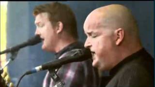 Them Crooked Vultures - Gunman (live Rock Werchter 2010)