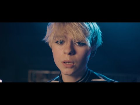 Billie Eilish - When The Party's Over - Gaeilge