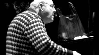 Begin The Beguine - Misha Mengelberg