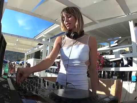 Rita Gherz - Bazzano Beach - 2016