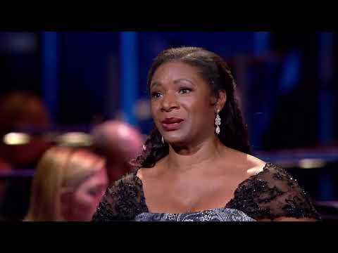 Wolfgang Amadeus Mozart - Requiem - Full Concert - English National Opera - Mark Wigglesworth