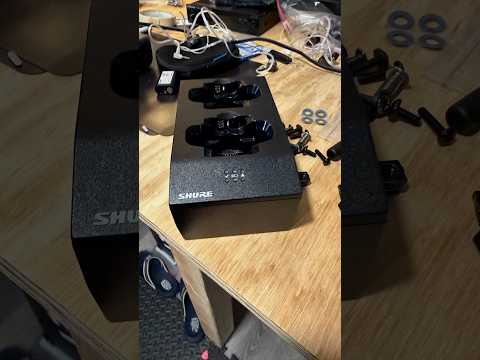 Immagine Shure SBC200-US Dual Docking Recharging Station with US Power Supply 2022 - Present - Black - 7