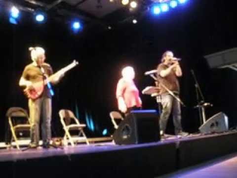 Esther Bejarano & Microphone Mafia - Wann jeiht dr Himmel widder op