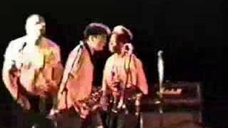 Mu330 - Right Now (Live)