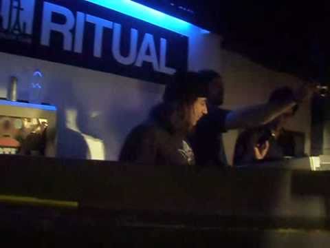 Sabato 26/03/2011 PREZIOSO in action from m2o @ Ritual Enjoy Club - Voglio Vederti Danzare