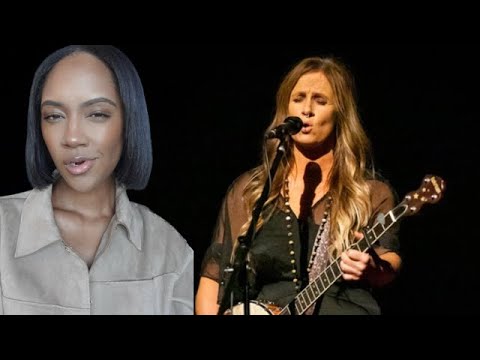 FIRST TIME REACTING TO | KASEY CHAMBERS  LOSE YOURSELF (EMINEM COVER) LIVE @ CIVIC THEATRE  REACTION