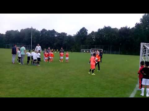 Oranje Wit JO11-10 - RKsv RCD JO11-6 (03-09-2016)