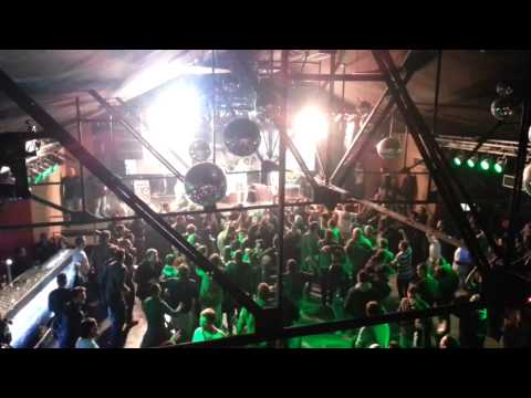 "Onde tu fores jogar, eu vou lá estar!" Supporting no Paradise Garage