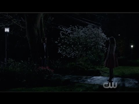 Archie & Betty {Riverdale 1x01}