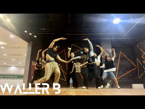 SHOOTING STAR  MACARA Dancr cover by WALLER B Dance Practice