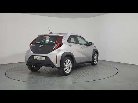Toyota Aygo X PULSE 1.0 Petrol Manual - Image 2