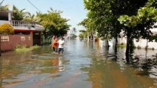 preview picture of video 'Inundación despues del Huracán Karl'