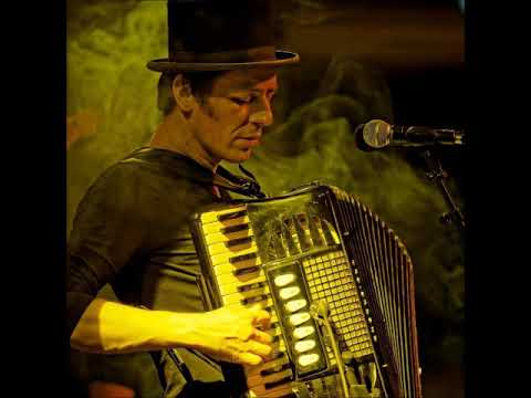 Báró Maszkura - Piszkos lábú sors