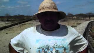 preview picture of video 'Agricultor fala sobre a seca em Quixeramobim'