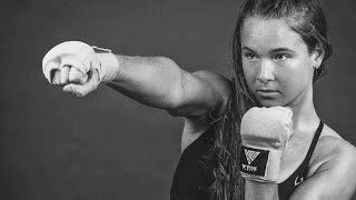 Tabata Song - Ella Me Levantó (Daddy Yankee)