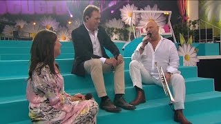 Christer Sjögren slår rekord i låga toner - Lotta på Liseberg (TV4)