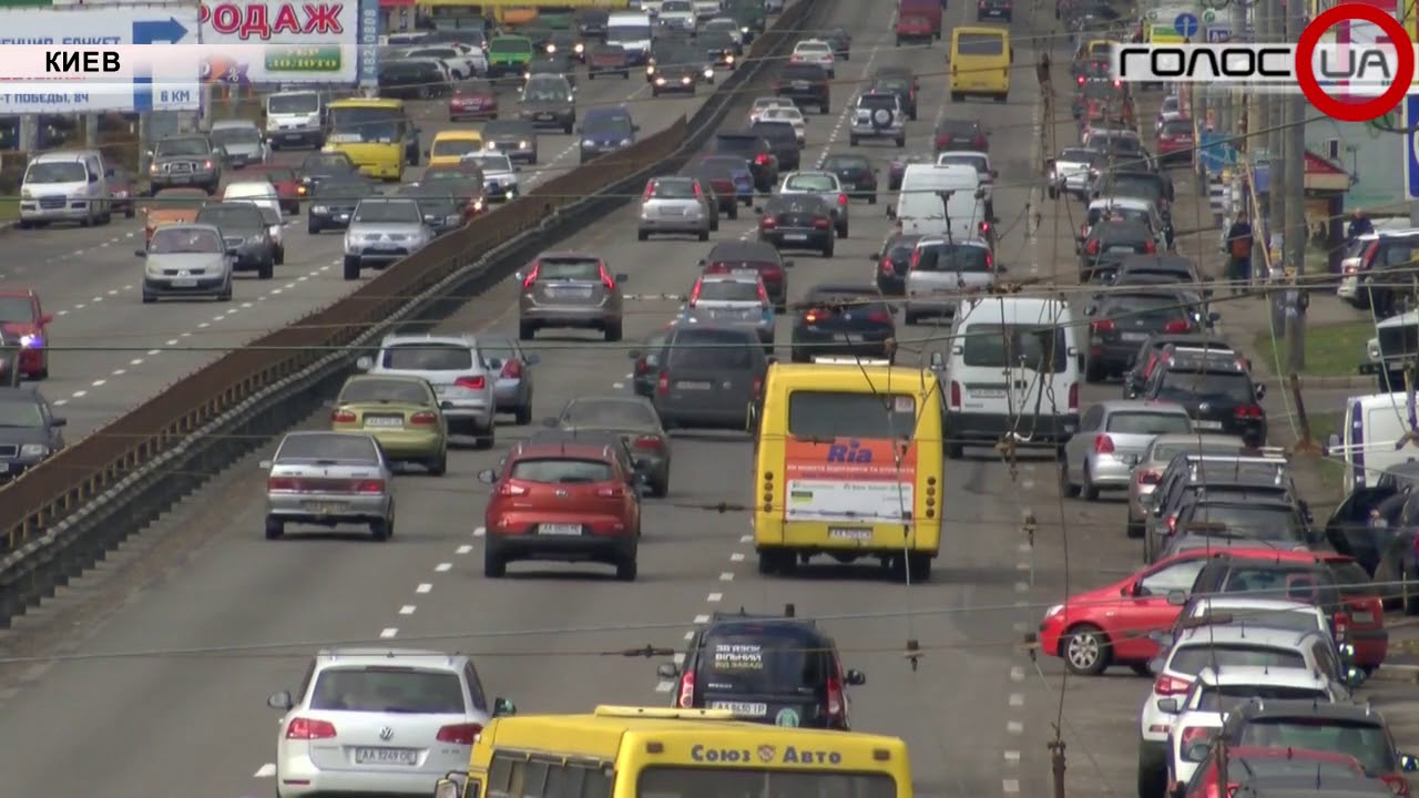 Дороги, как в Африке: Почему Украина стоит на пороге транспортного коллапса?