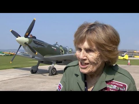 This 93 Year Old WWII Veteran Fulfilled A Lifelong Dream 70 Years After Her Fighter Pilot Heyday