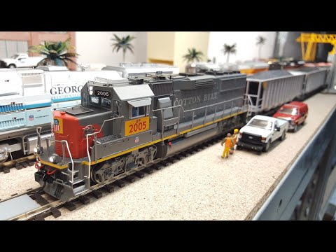 Walthers Proto EMD GP60 coal train