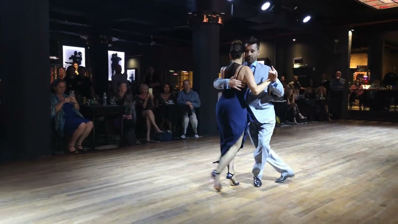 Milena Plebs & Javier Rodriguez: Juan D'Arienzo - VALCESITO CRIOLLO